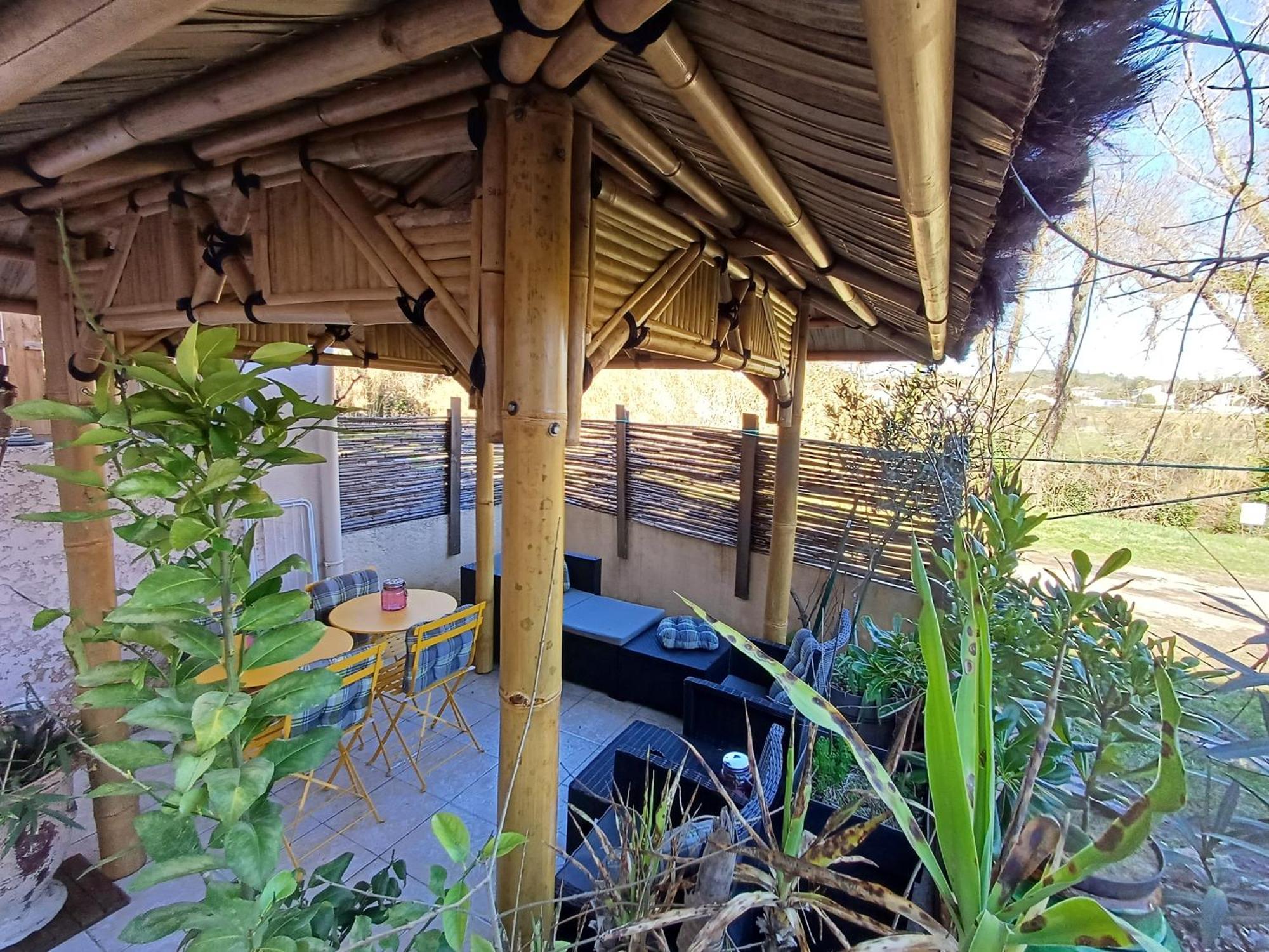 Studio 10M2, Terrasse 18M2 , Parking, Piscine Et Accueille Les Animaux Quissac  Esterno foto