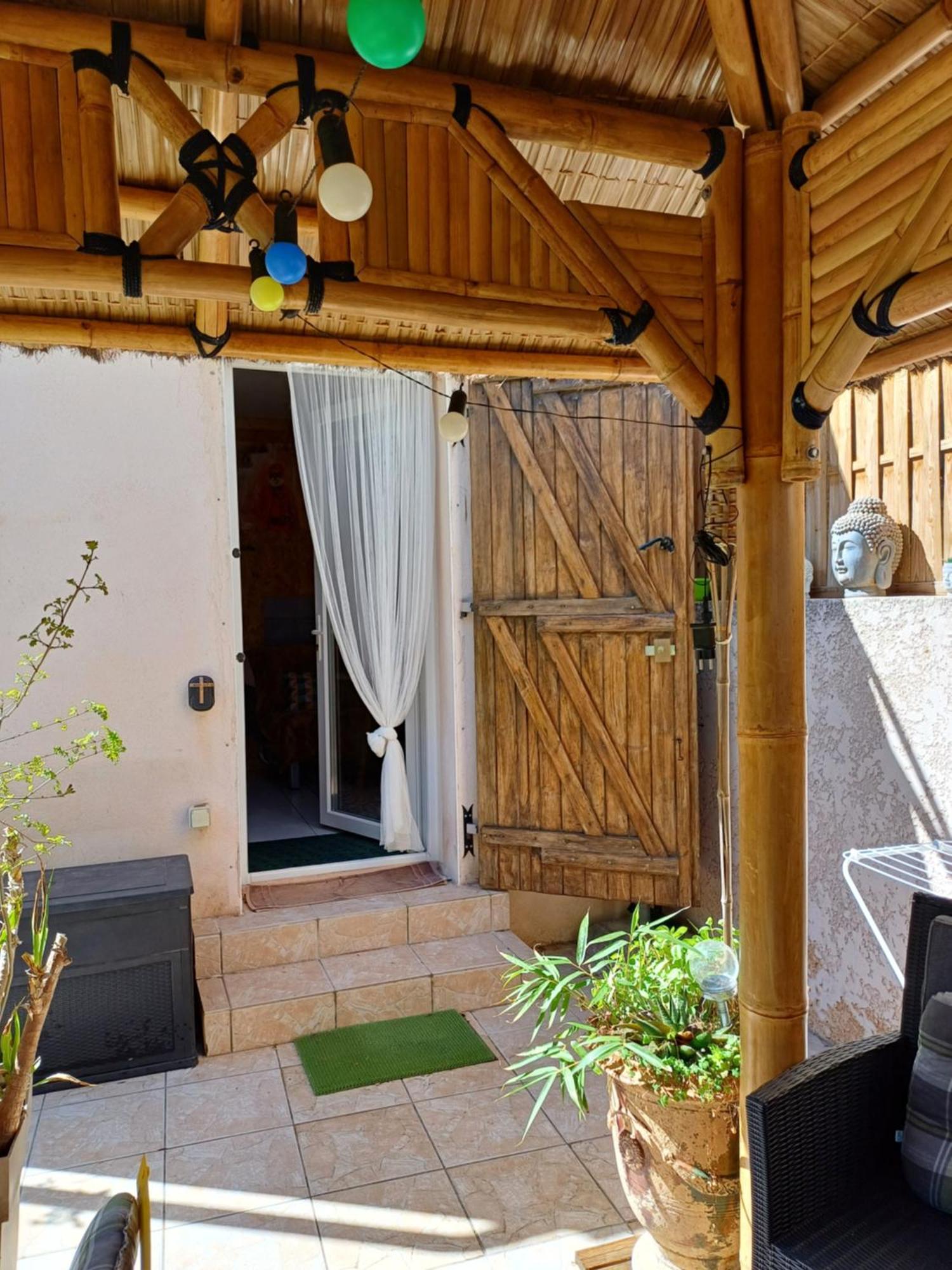 Studio 10M2, Terrasse 18M2 , Parking, Piscine Et Accueille Les Animaux Quissac  Esterno foto